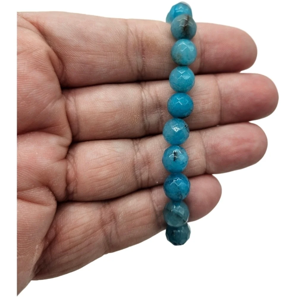 unbranded blue apatite